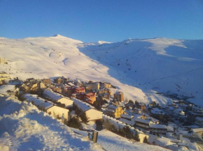 Sierra Nevada piso radiante wifi y parking gratuito, Sierra Nevada